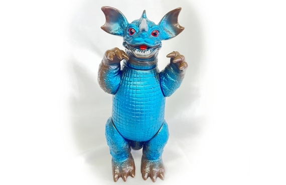 特撮フィギュアの高価買取なら買い取るゾウさん！ソフビやレトロ玩具の出張買取・遺品整理はお任せ