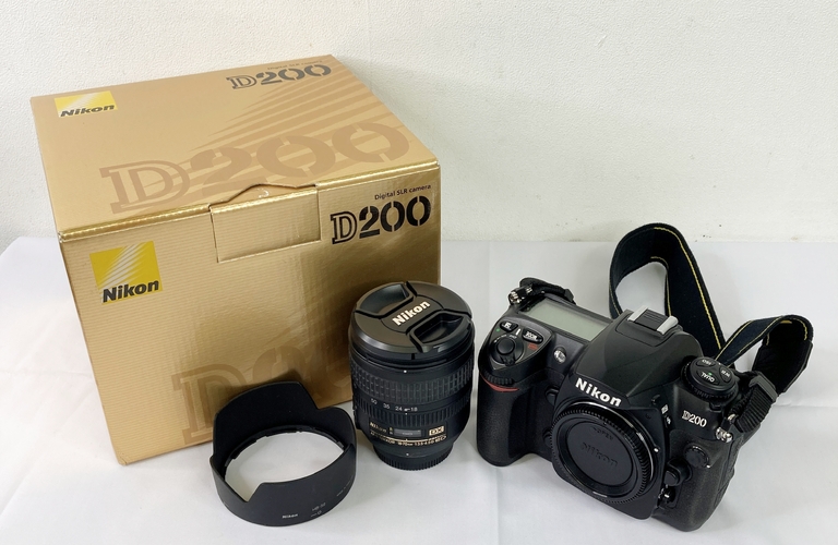 カメラの出張買取なら買い取るゾウさん｜Nikon D200を高価買取！